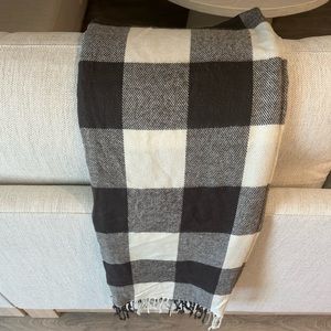 Pottery Barn Buffalo Check Plaid Throw, Gray 50x60